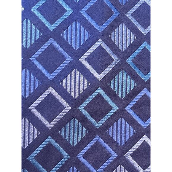 Bcbg Attitude Blue Hand Made 100% Imported Silk Men’s Neck Tie Made In China - Picture 9 of 9